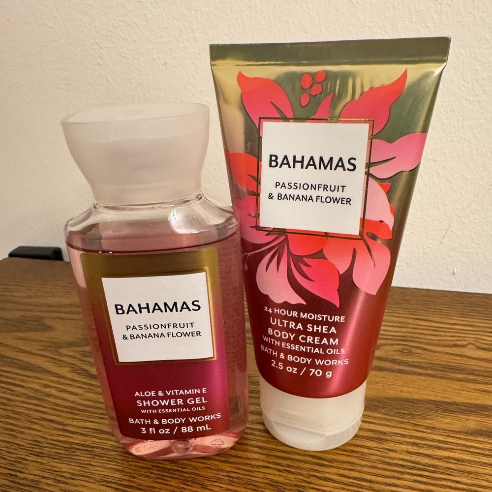 Passionfruit & Banana Flower Shower Gel and Body Cream Travel Size NWT
